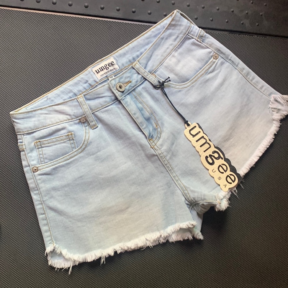 Umgee Womens denim shorts